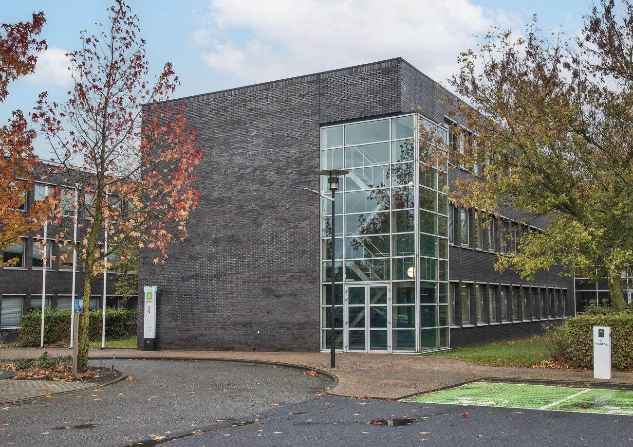 A91wj16wh_1xh0m4b_gu0 copy